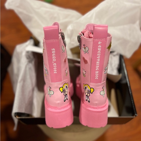 [SOLD] NEW! Dolls Kill x Powerpuff Girls 💗 Combat Boots Pink - Picture 8 of 11